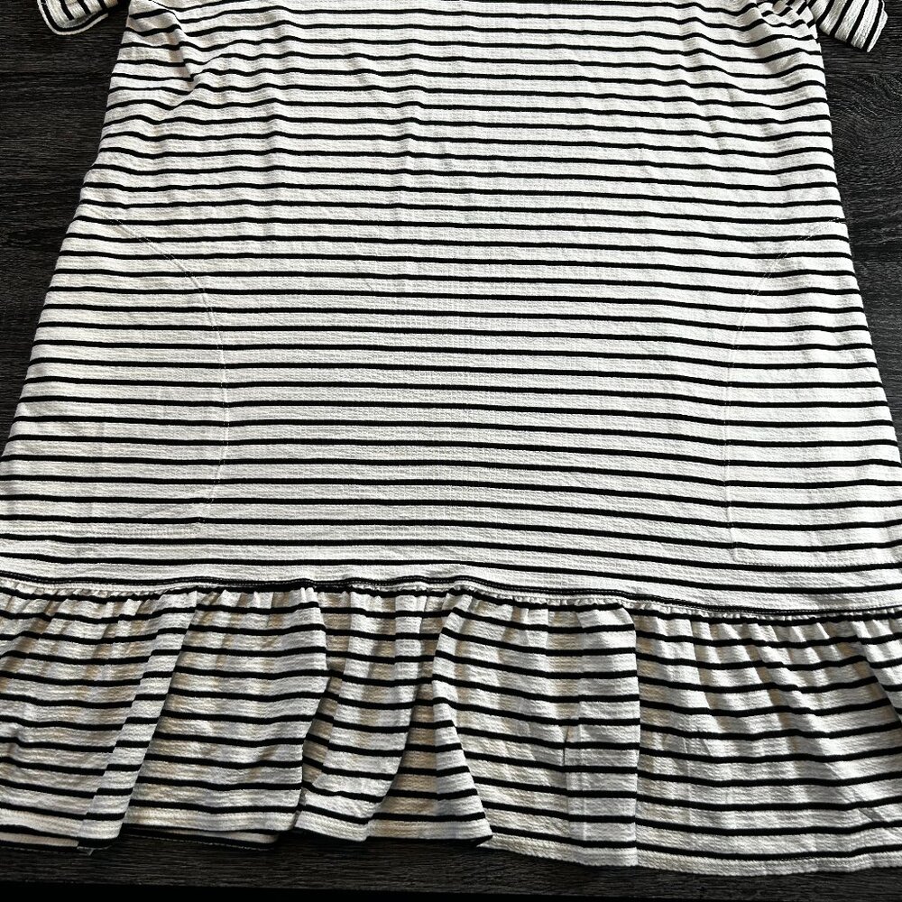 Max Studio London‎ Striped Ruffle Hem Dress Women's 1X Black White Casual